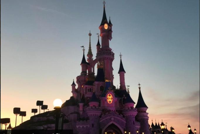 Disney Apart,3 Mn From Disney, 4Bedrooms, Double Free, Secured Parking,105 M2 Шессі Екстер'єр фото